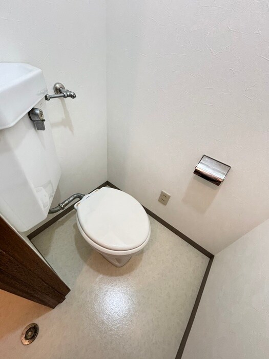 物件内観写真13　(トイレ)