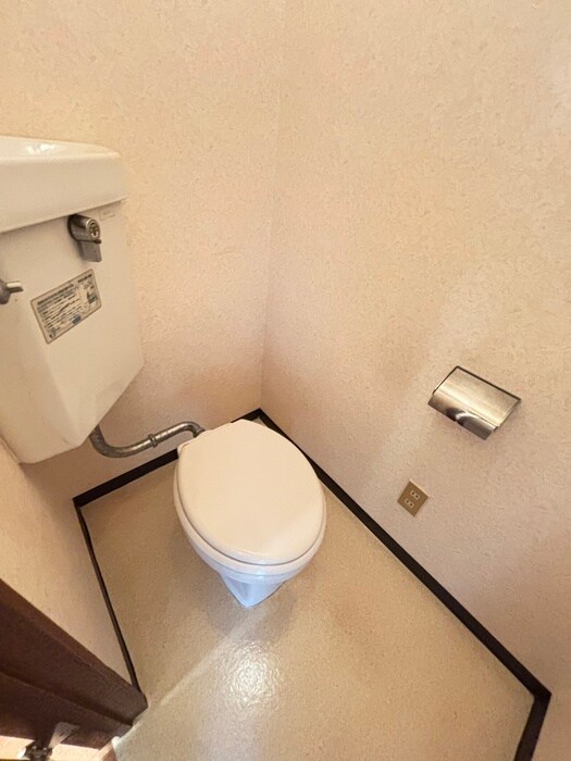 物件内観写真13　(トイレ)