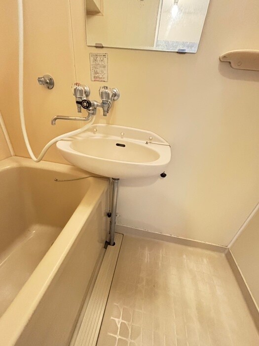 物件内観写真14　(洗面)