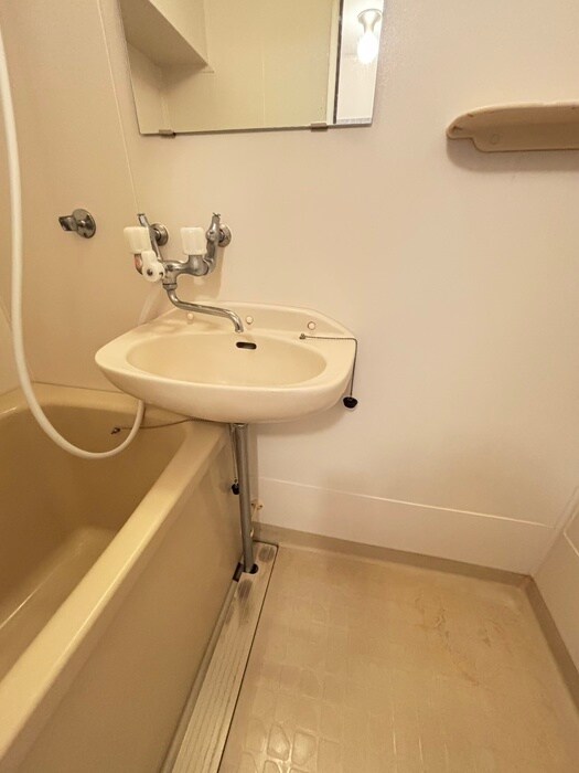 物件内観写真14　(洗面)