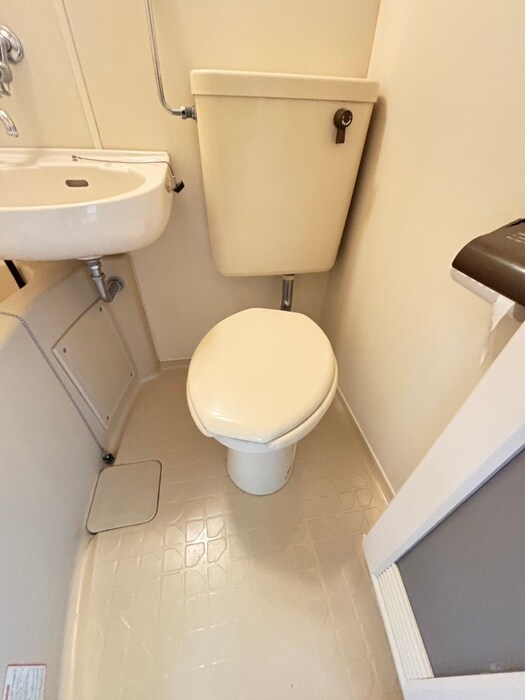 物件内観写真15　(トイレ)