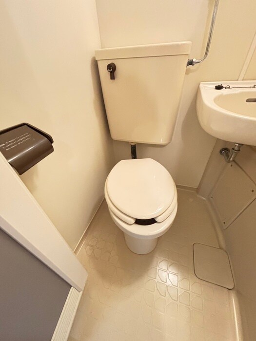 物件内観写真15　(トイレ)