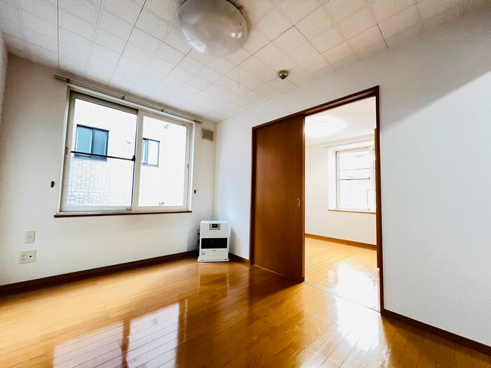 物件内観写真10　(居室)