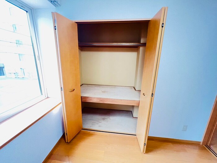 物件内観写真15　(収納)
