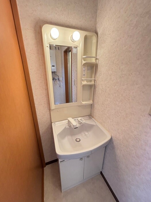 物件内観写真17　(洗面)