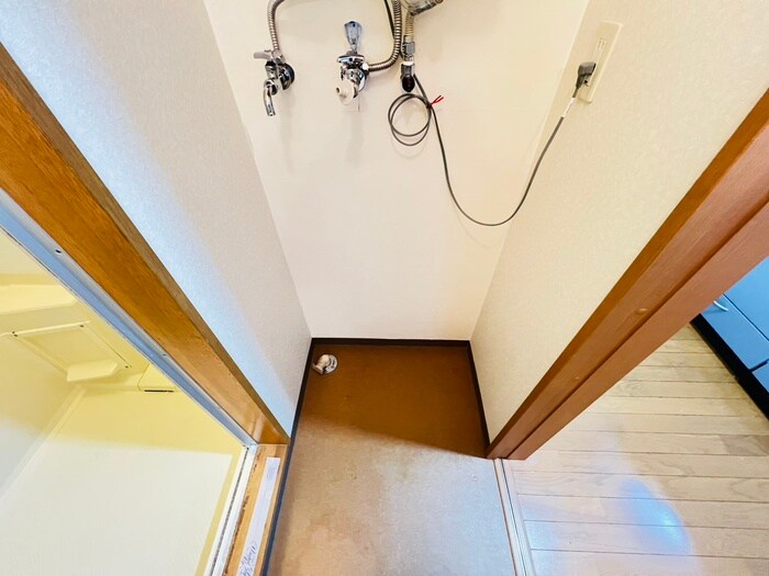 物件内観写真19　(洗濯機置場)