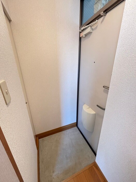 物件内観写真19　(玄関)