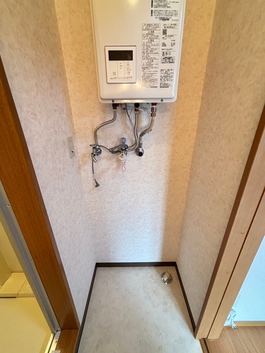 物件内観写真21　(洗濯機置場)