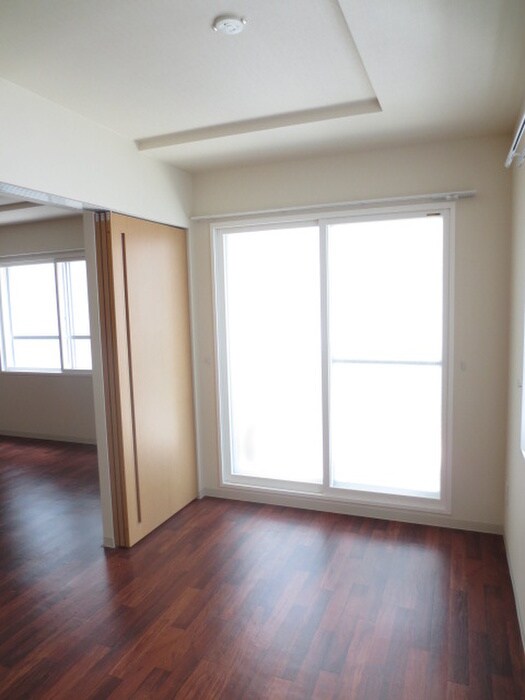 物件内観写真6　(居室)