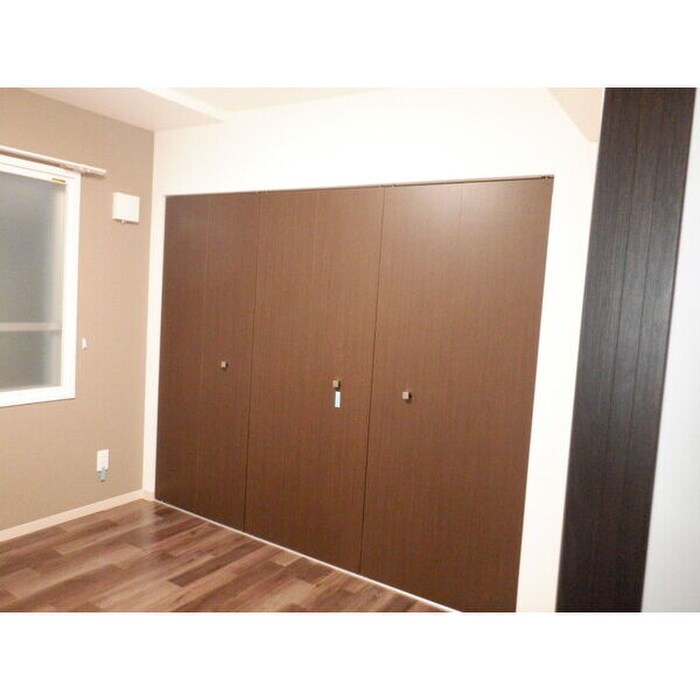 物件内観写真6　(居室)