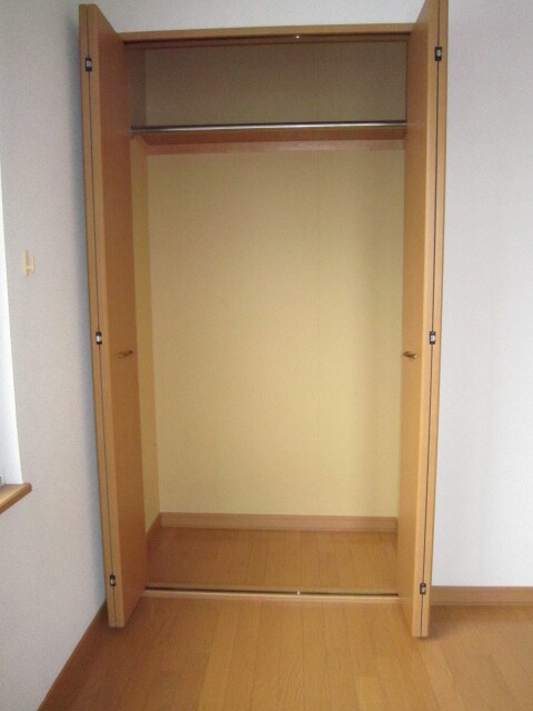 物件内観写真10　(収納)