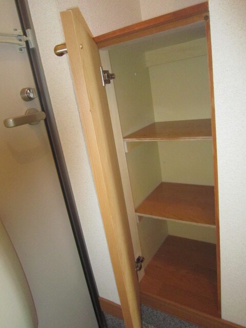 物件内観写真16　(靴箱)