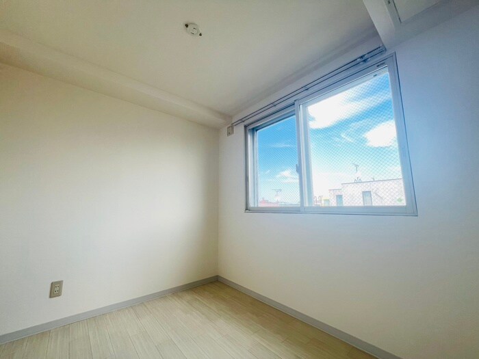 物件内観写真22　(居室)