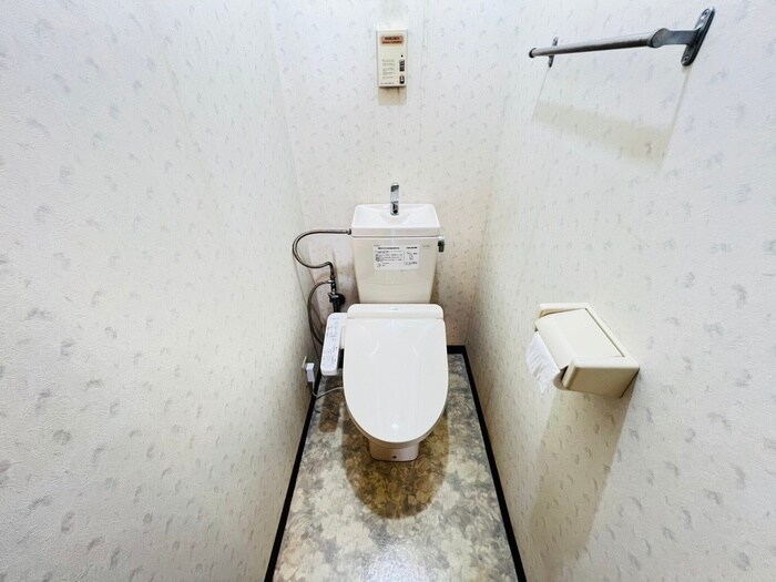物件内観写真13　(トイレ)