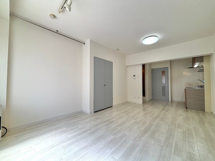 物件内観写真5　(居室)