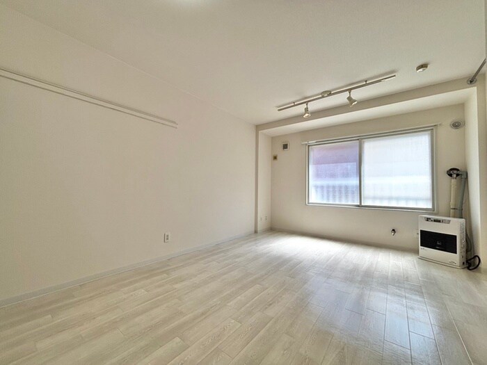 物件内観写真6　(居室)