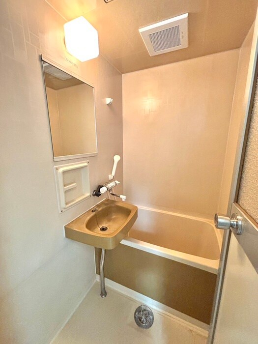 物件内観写真10　(バス／シャワールーム等)