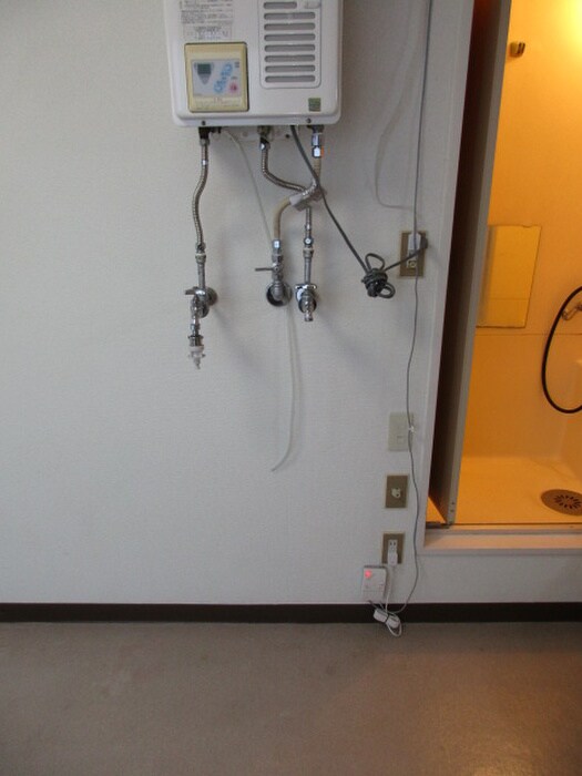 物件内観写真7　(洗濯機置場)