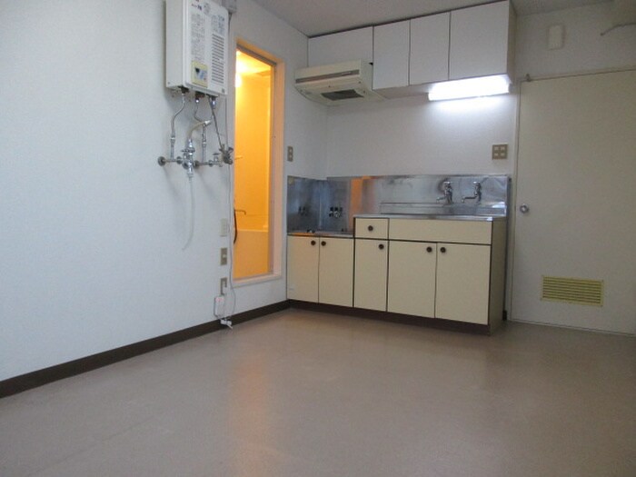 物件内観写真8　(居室)