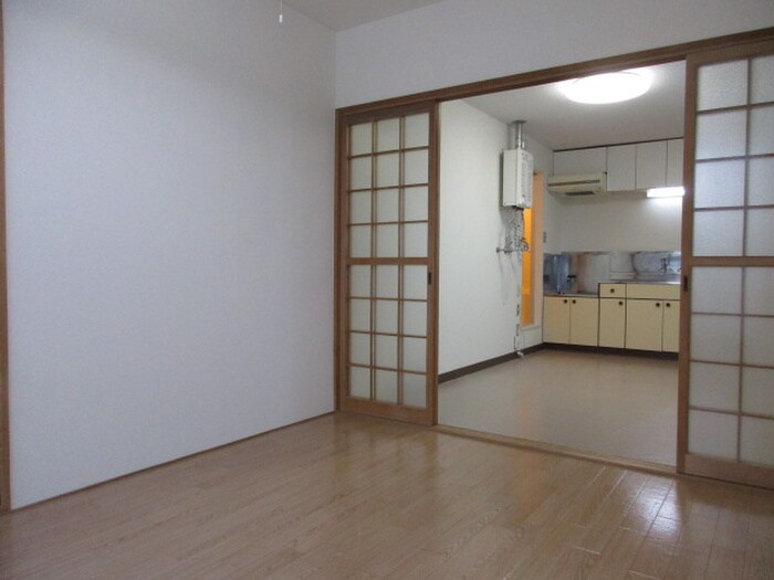 物件内観写真13　(居室)