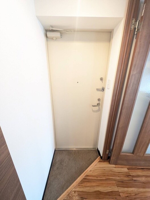 物件内観写真22　(玄関)