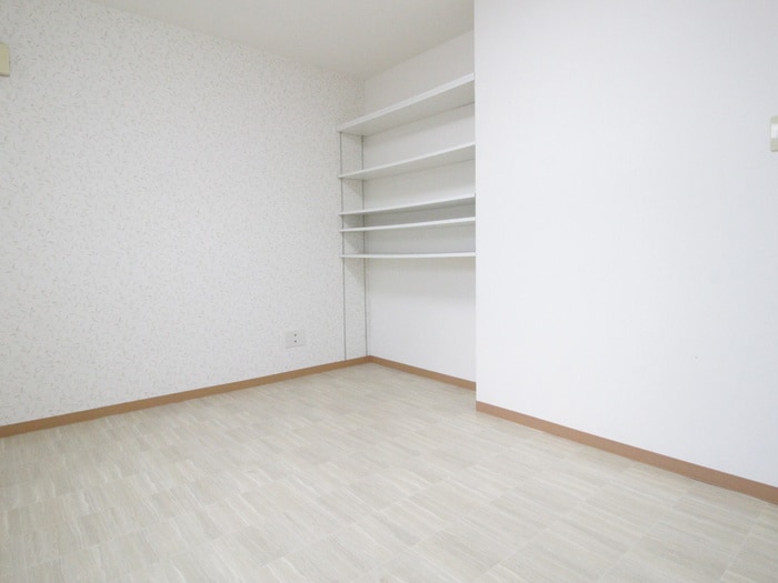 物件内観写真10　(居室)