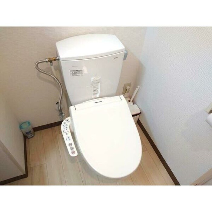 物件内観写真8　(トイレ)