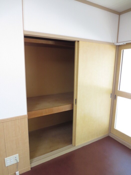 物件内観写真13　(収納)