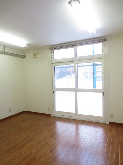 物件内観写真17　(居室)