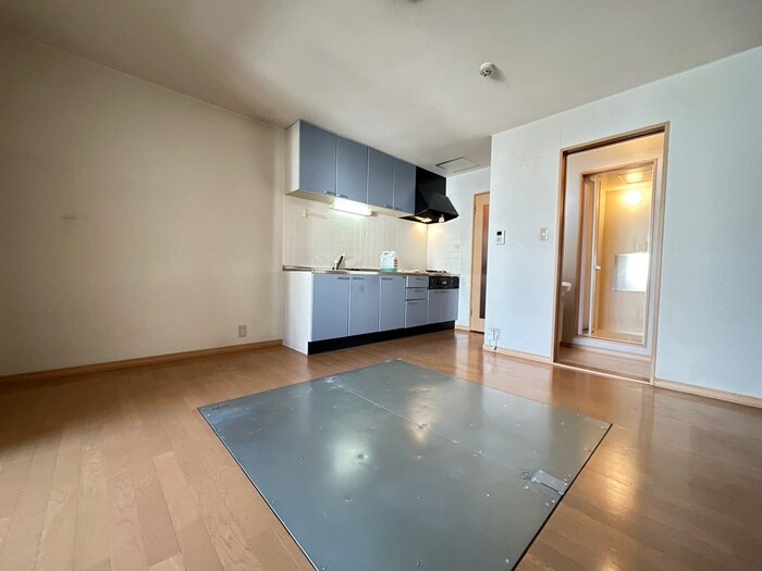 物件内観写真3　(居室)