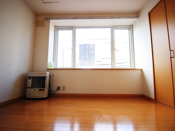 物件内観写真16　(居室)