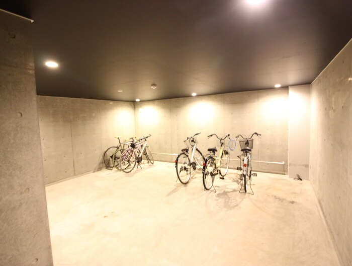 物件外観写真6　(外観写真)