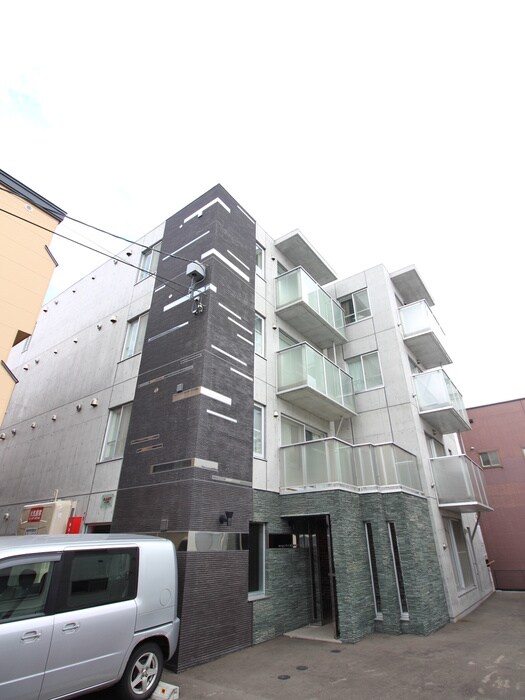 物件外観写真4　(外観写真)