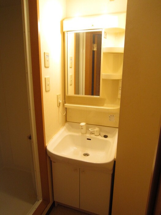物件内観写真9　(洗面)