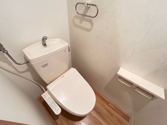 物件内観写真13　(トイレ)