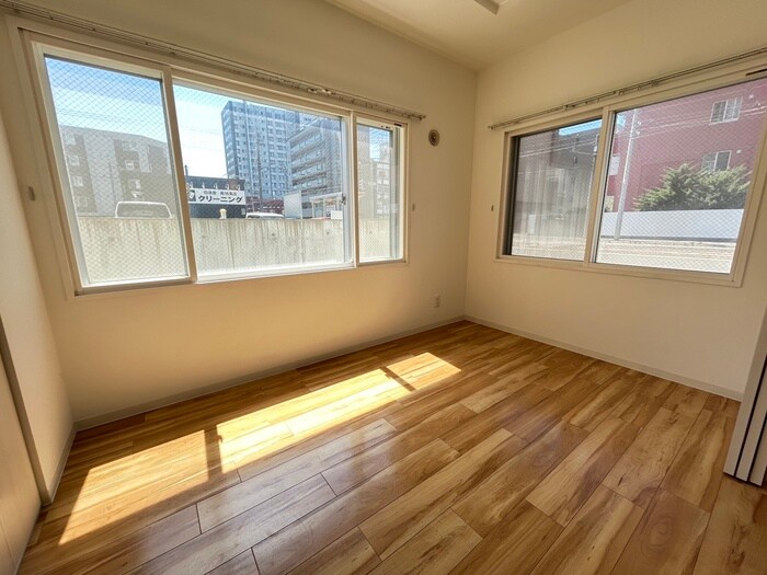 物件内観写真15　(居室)