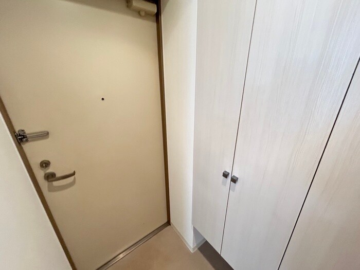 物件内観写真19　(玄関)