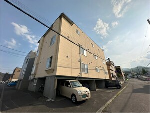 アーバンハウス富丘外観写真