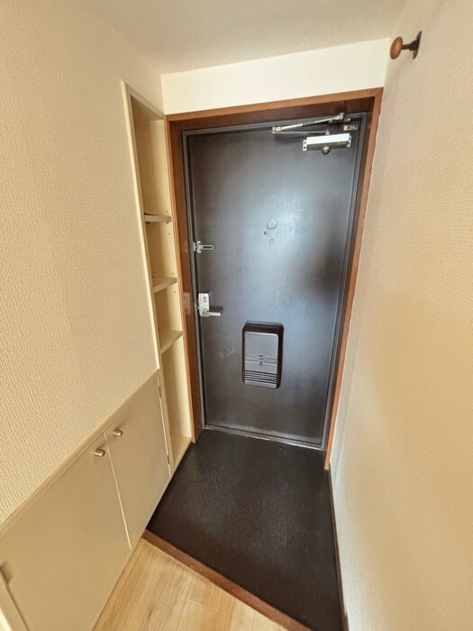 物件内観写真20　(玄関)