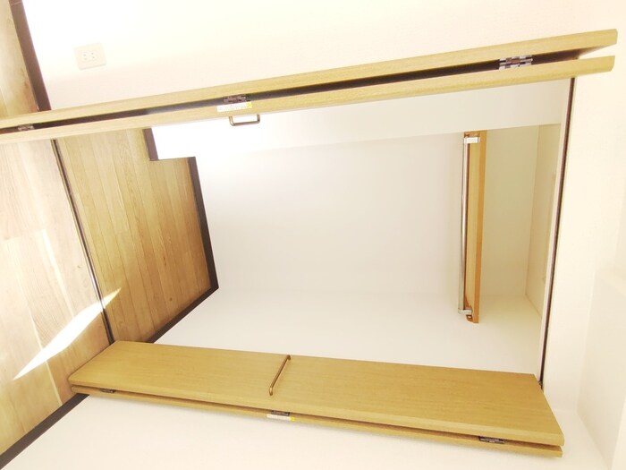 物件内観写真11　(収納)