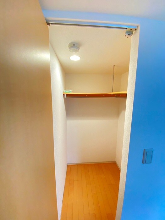 物件内観写真15　(収納)