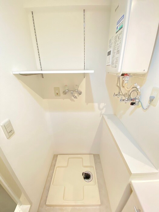 物件内観写真19　(洗濯機置場)