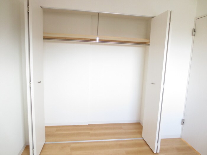 物件内観写真11　(収納)