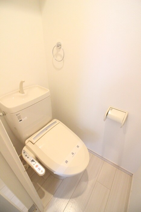 物件内観写真13　(トイレ)