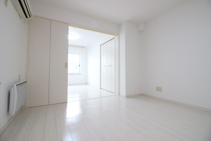 物件内観写真22　(居室)