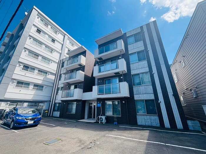 物件外観写真1　(外観写真)