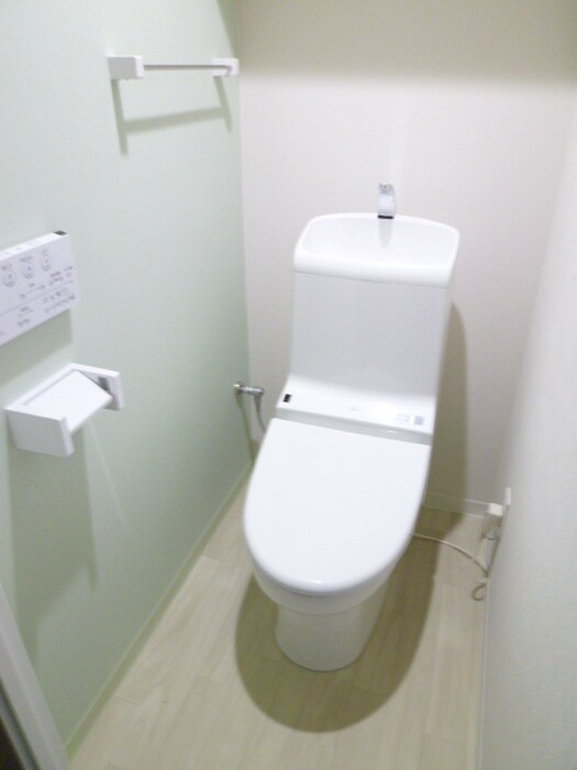 物件内観写真11　(トイレ)