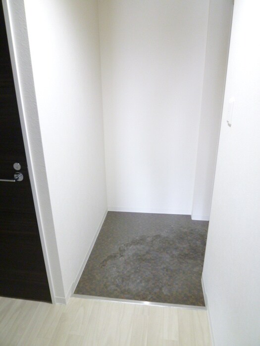 物件内観写真15　(玄関)