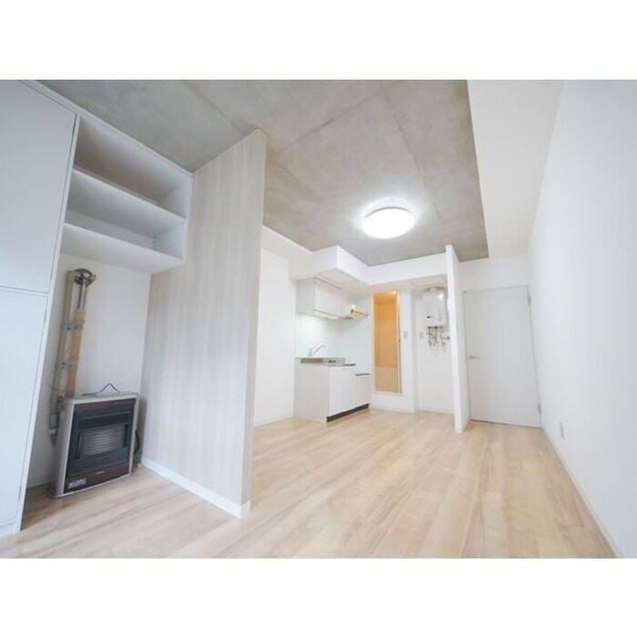 物件内観写真2　(居室)