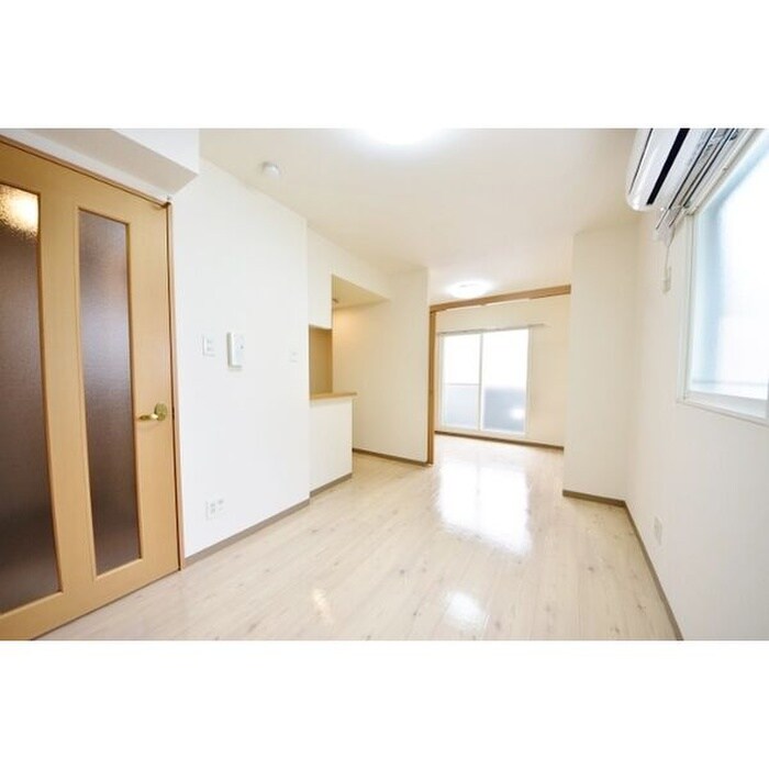 物件内観写真5　(居室)